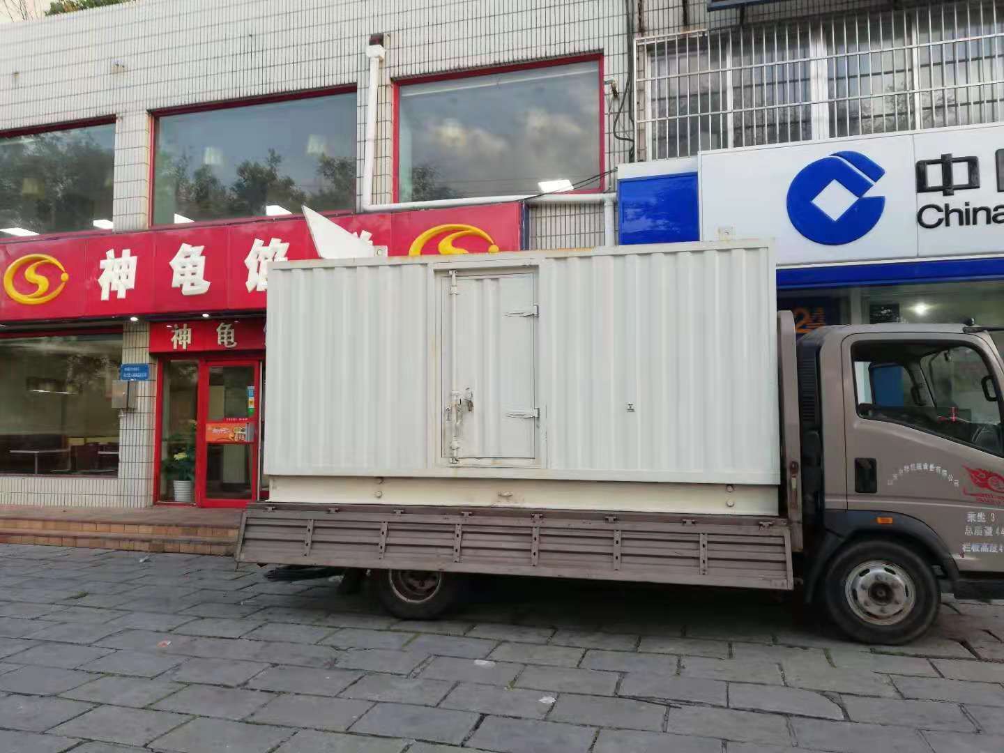 深圳出租发电机-柴油发电机组错误的启动方式