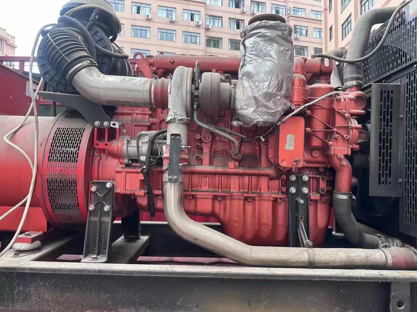 深圳如何选择适合 600kW 柴油发电机组的过载保护器？